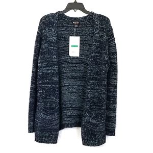 BY design Cardigan!